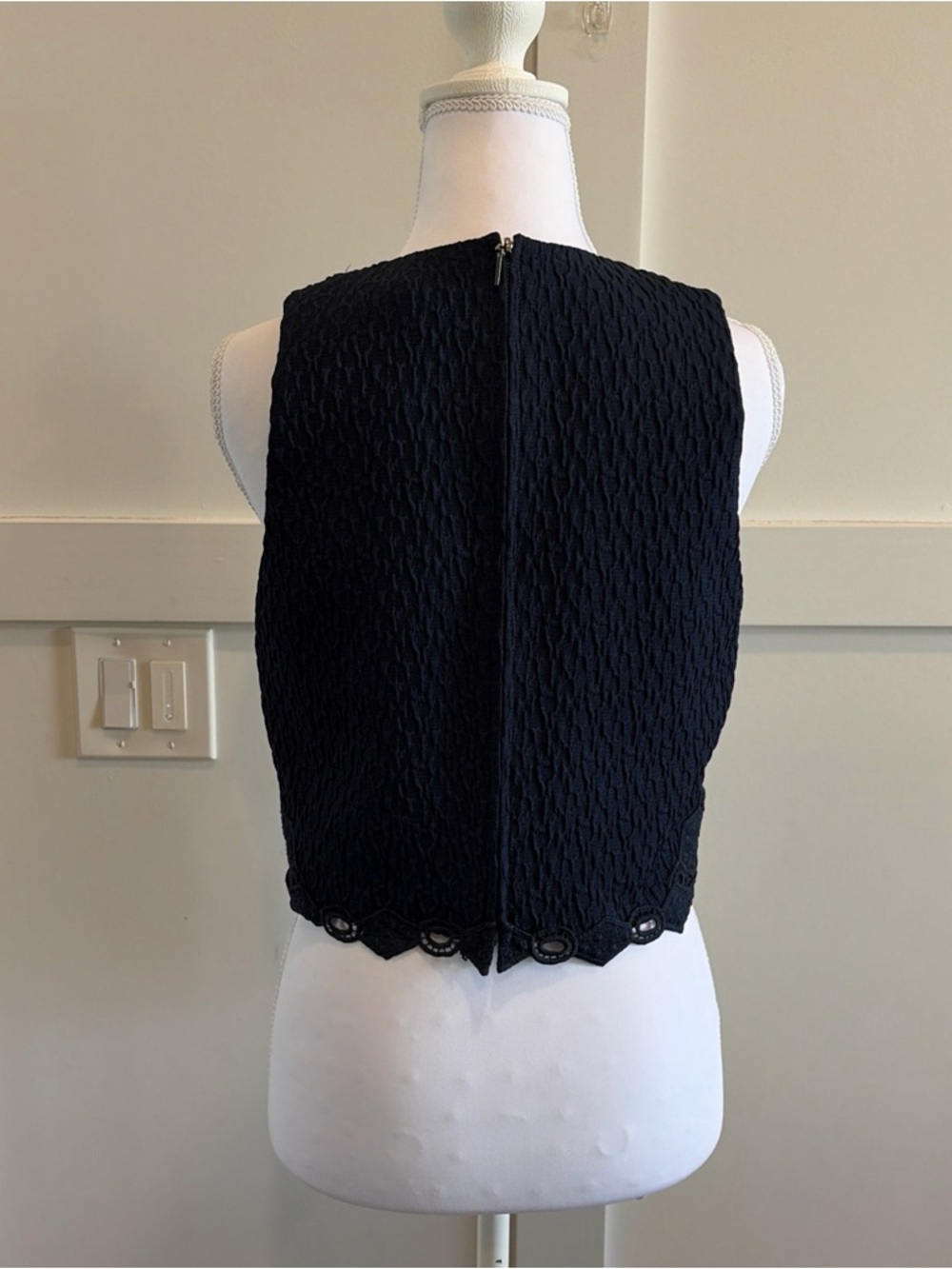 Rebecca Taylor Navy Blue Crepe Blouse- $325 MSRP - Hidden Back Zip - Picture 4 of 9